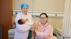 “麻麻，我差点卡住了！”9.3斤大胖小子顺产记