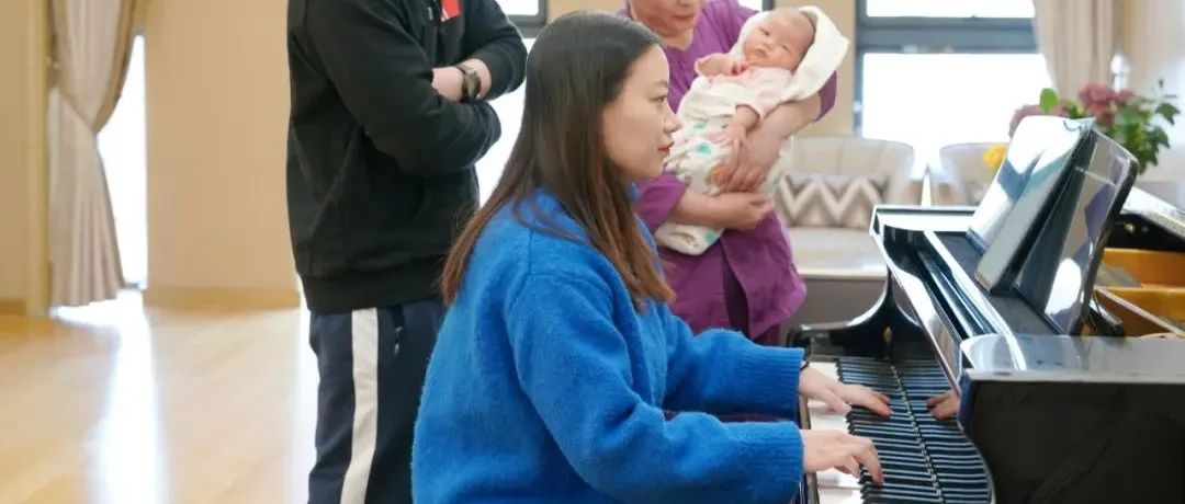 一家俩硕士！「学霸家庭」的月子竟是这么坐的